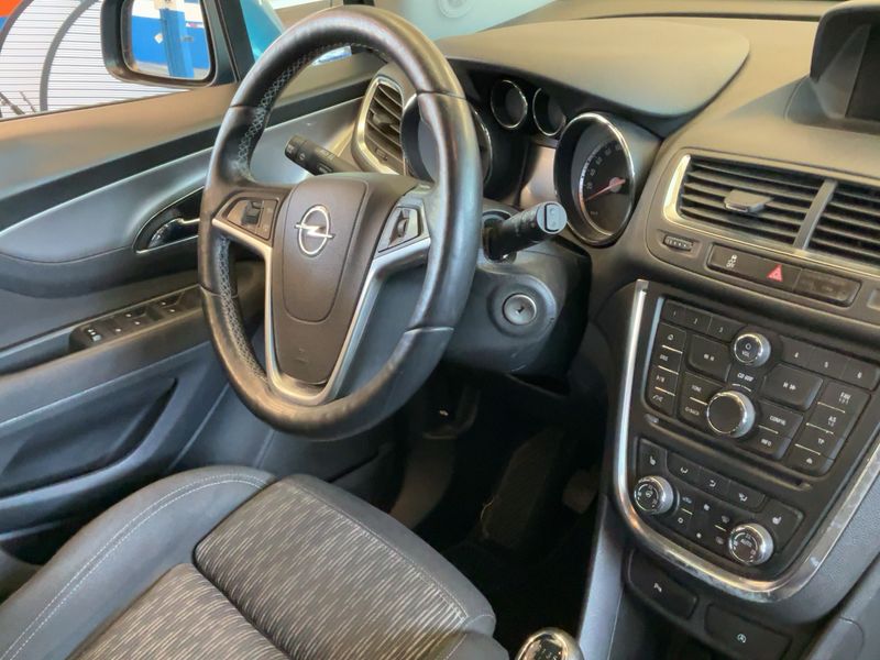 Opel Mokka 1.4 Turbo Edition ecoFlex — zdjęcie 12