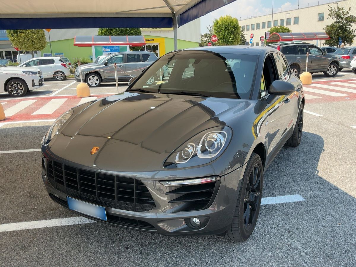 Porsche Macan 2014