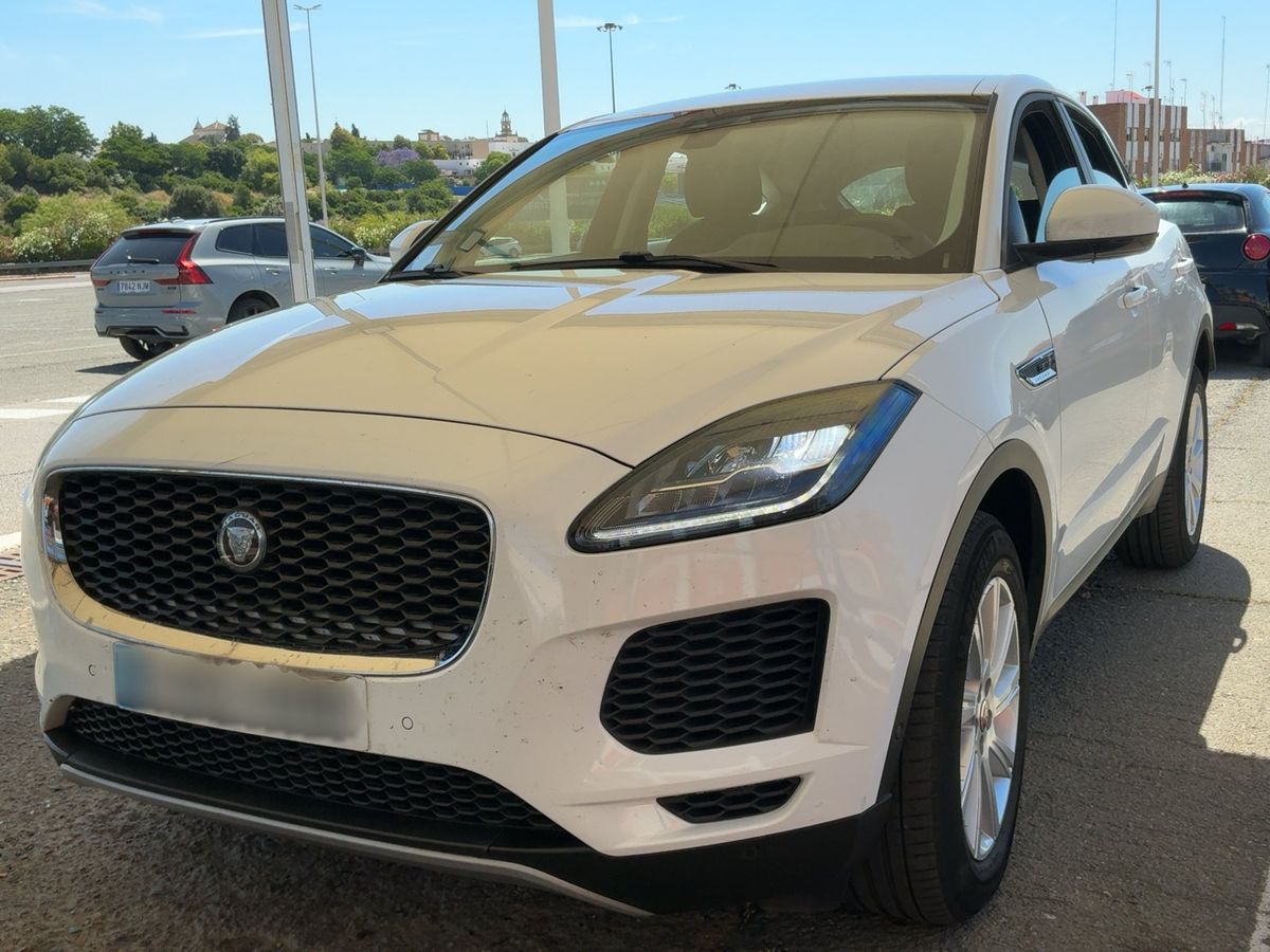 Jaguar E-Pace 2018 — photo 1