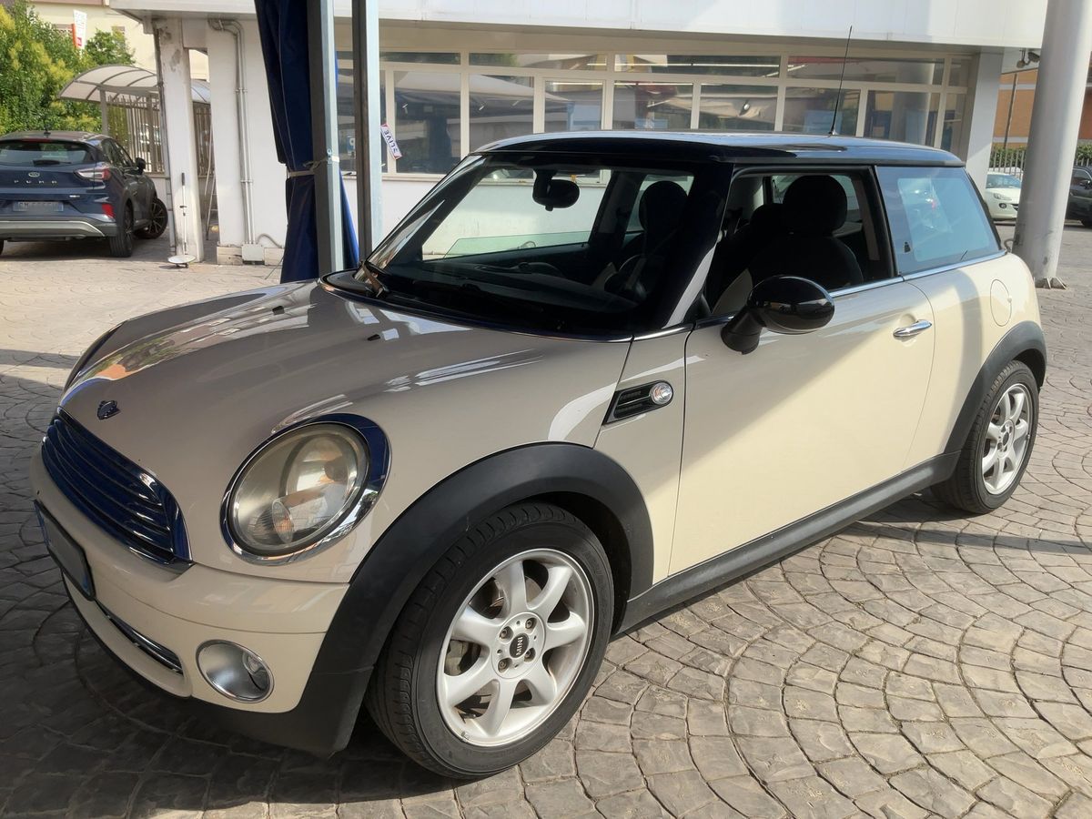MINI One 2008