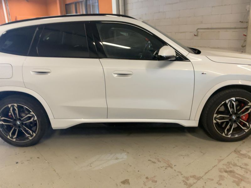 BMW X1 sDrive 20i Mild-Hybrid M Sport — zdjęcie 7