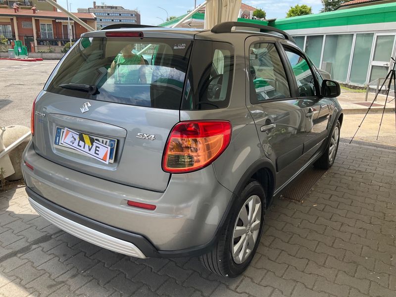 Suzuki SX4 1.6 Club — zdjęcie 2