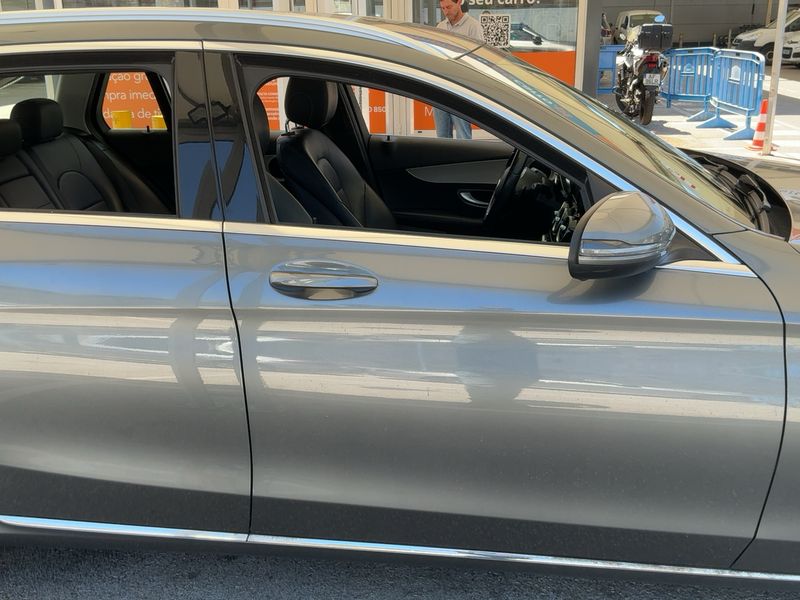 Mercedes-Benz C-Klasse C 200 d T Avantgarde — zdjęcie 7