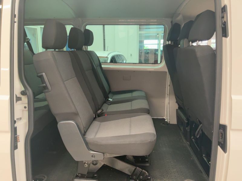 Volkswagen T6 Kombi 2.0 TDI — zdjęcie 14