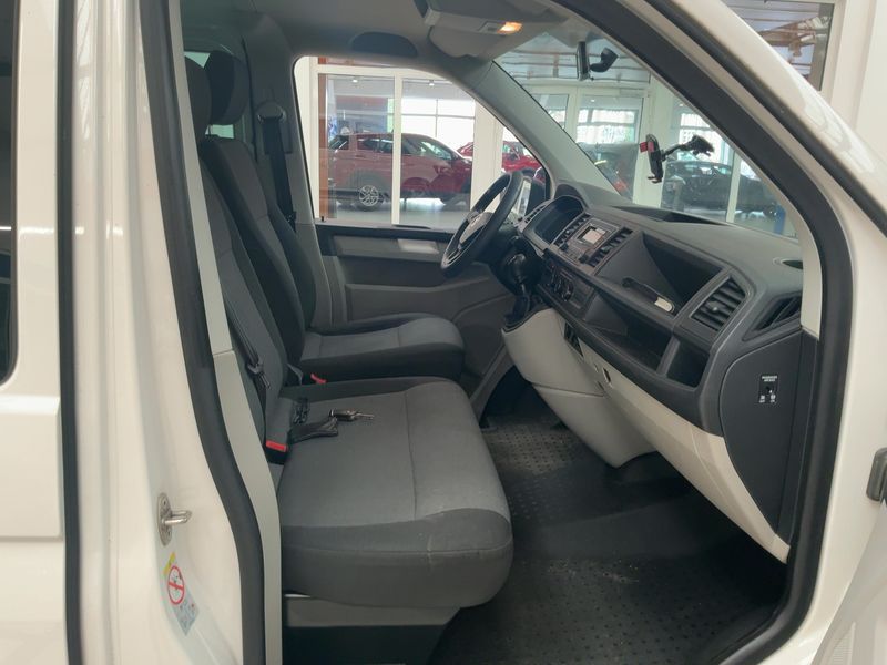 Volkswagen T6 Kombi 2.0 TDI — zdjęcie 11