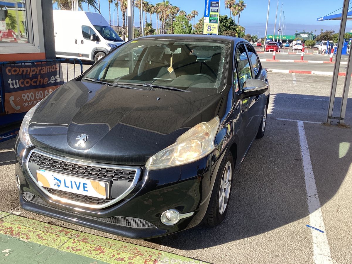 Peugeot 208 2014