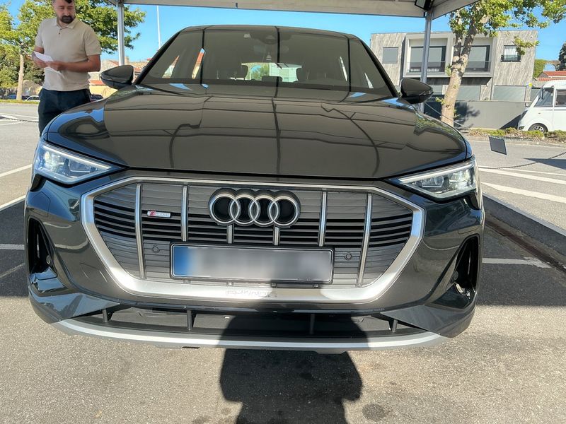Audi e-tron 55 quattro S line — zdjęcie 9