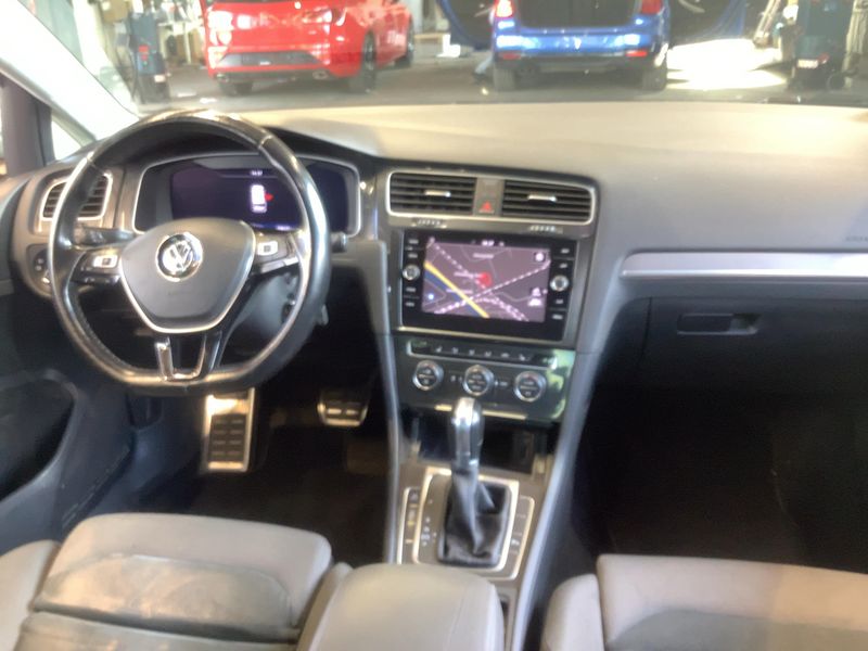 Volkswagen Golf VII 2.0 TDI Alltrack 4Motion BlueMotion Tech 2018 – снимка 18