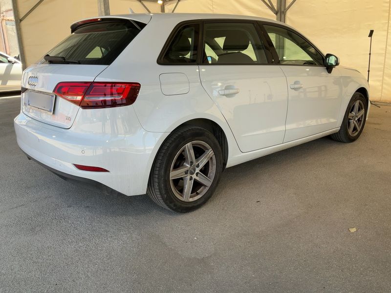 Audi A3 Sportback 2.0 TDI — zdjęcie 6