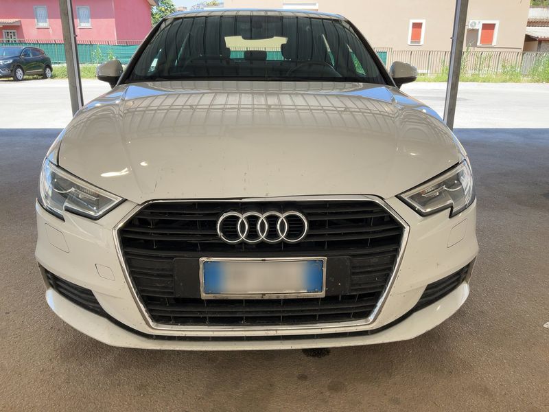 Audi A3 Sportback 2.0 TDI — zdjęcie 9