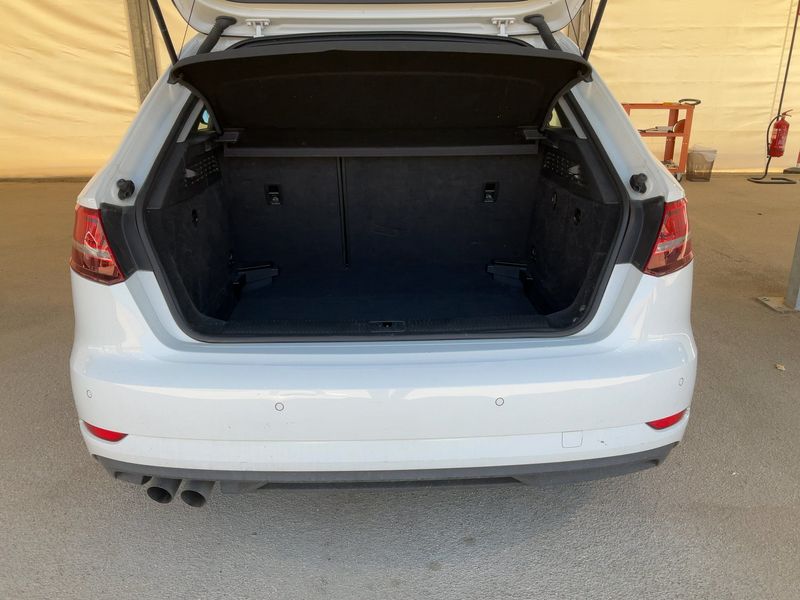 Audi A3 Sportback 2.0 TDI — zdjęcie 10