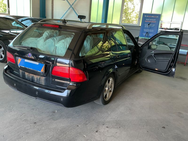 Saab 9-5 2.3 Turbo Vector Griffin Edition — zdjęcie 2