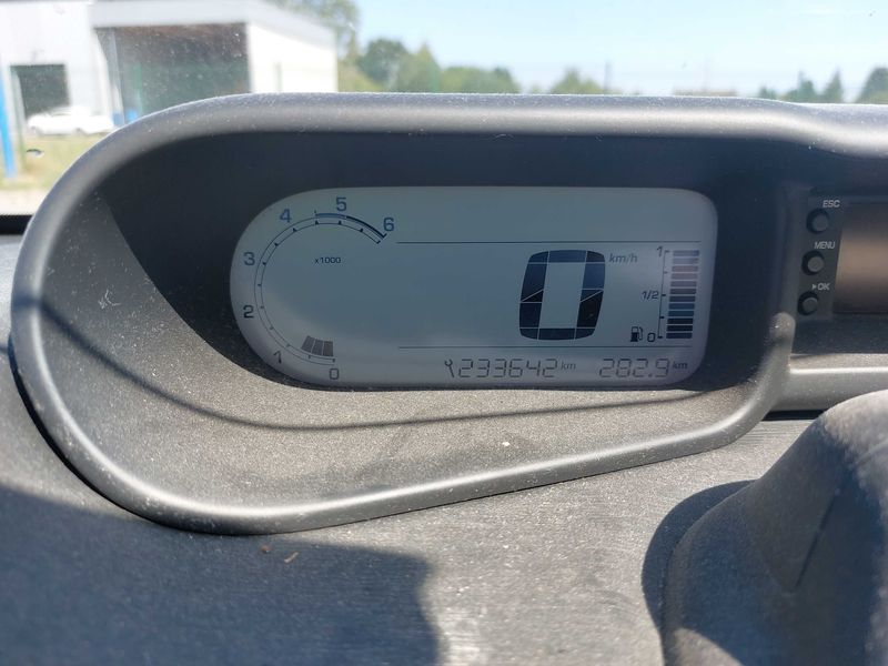 Citroen C3 Picasso 1.6 HDi Millenium — zdjęcie 12