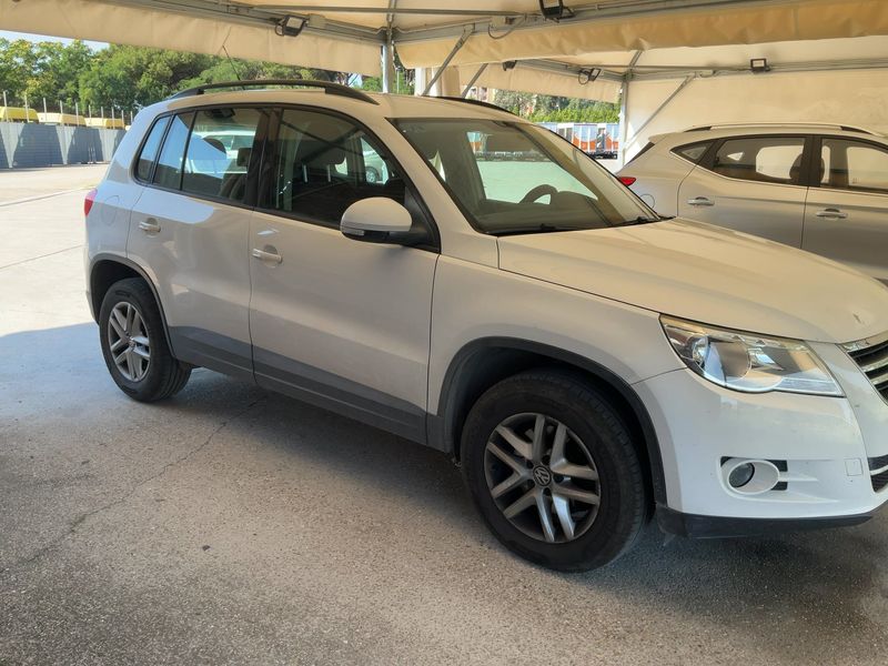 Volkswagen Tiguan 1.4 TSI Trend & Fun BlueMotion Tech — zdjęcie 8