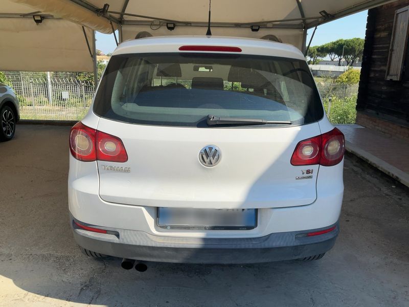 Volkswagen Tiguan 1.4 TSI Trend & Fun BlueMotion Tech — zdjęcie 5