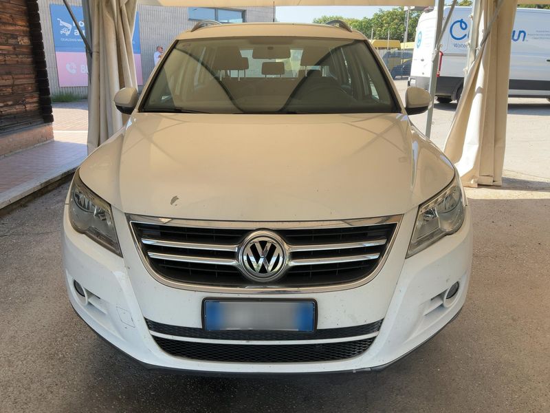 Volkswagen Tiguan 1.4 TSI Trend & Fun BlueMotion Tech — zdjęcie 9