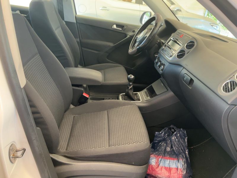 Volkswagen Tiguan 1.4 TSI Trend & Fun BlueMotion Tech — zdjęcie 11