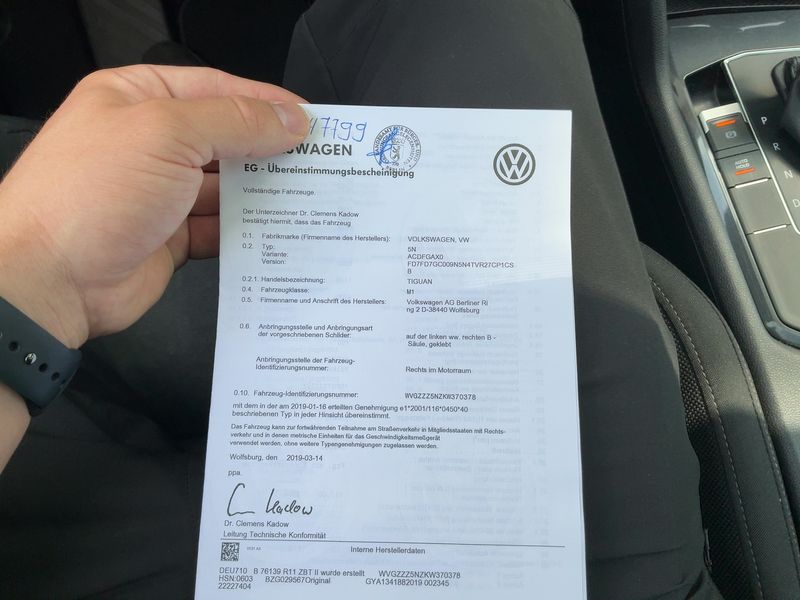 Volkswagen Tiguan 2.0 TDI Highline BlueMotion Tech — zdjęcie 16