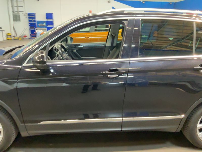 Volkswagen Tiguan 2.0 TDI Highline BlueMotion Tech — zdjęcie 4