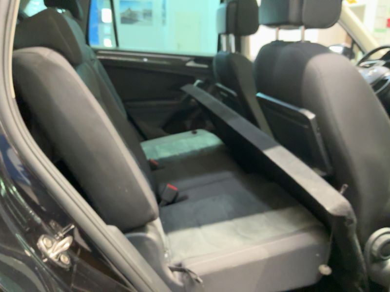 Volkswagen Tiguan 2.0 TDI Highline BlueMotion Tech — zdjęcie 14