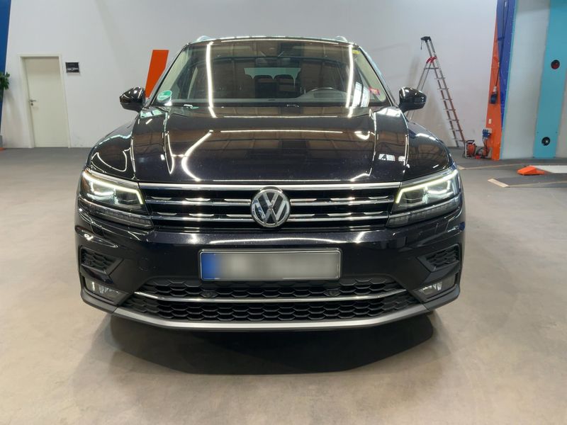 Volkswagen Tiguan 2.0 TDI Highline BlueMotion Tech — zdjęcie 9