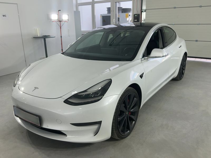 Tesla Model 3 Performance Dual AWD AWD