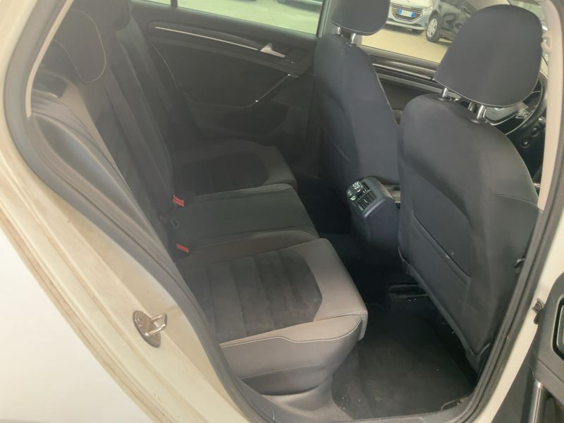 Volkswagen Golf VII 1.6 TDI Highline BlueMotion Tech — zdjęcie 14