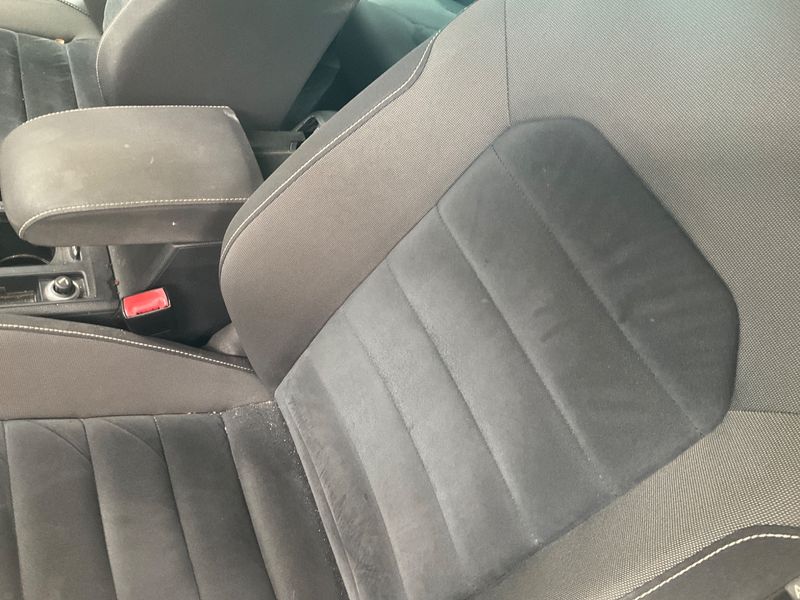 Volkswagen Golf VII 1.6 TDI Highline BlueMotion Tech 2013 – снимка 23