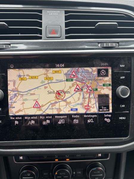 Volkswagen Tiguan 2.0 TDI Trendline BlueMotion Tech — zdjęcie 13