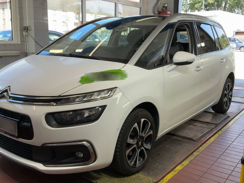 Citroen C4 Grand Spacetourer 1.5 Blue-HDi Shine — zdjęcie 2