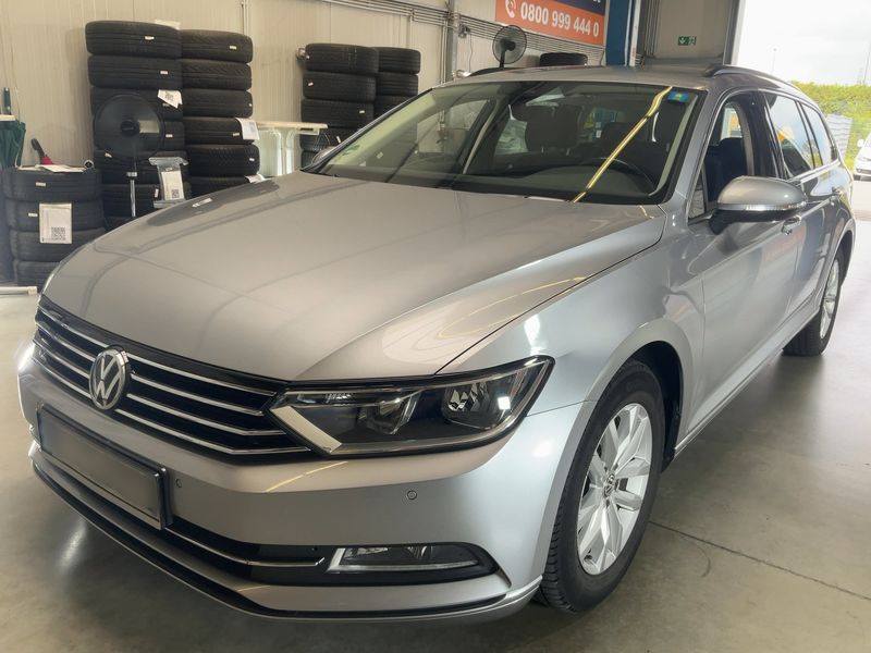 Volkswagen Passat 2.0 TDI Comfortline BlueMotion Tech 2019 – снимка 1