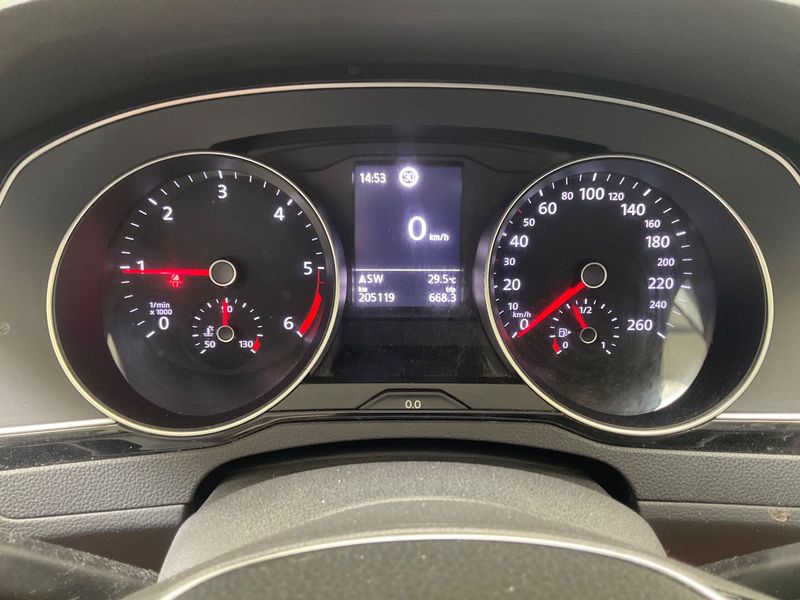 Volkswagen Passat 2.0 TDI Comfortline BlueMotion Tech 2019 – снимка 19