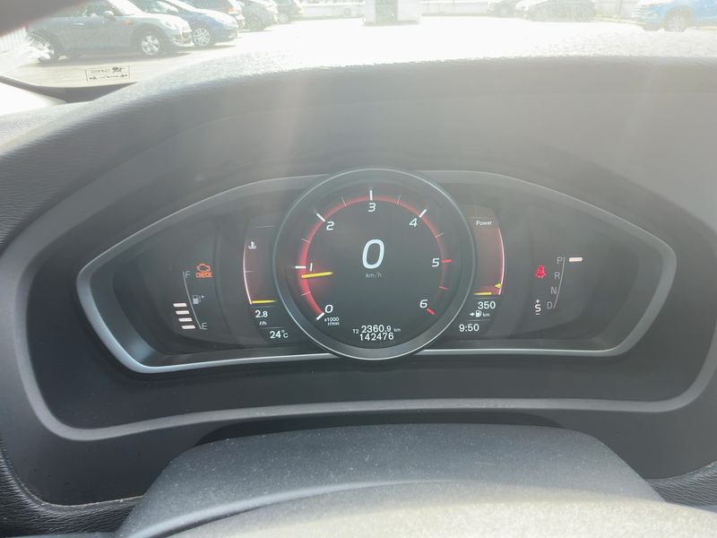 Volvo V40 2.0 D2 You! — zdjęcie 13