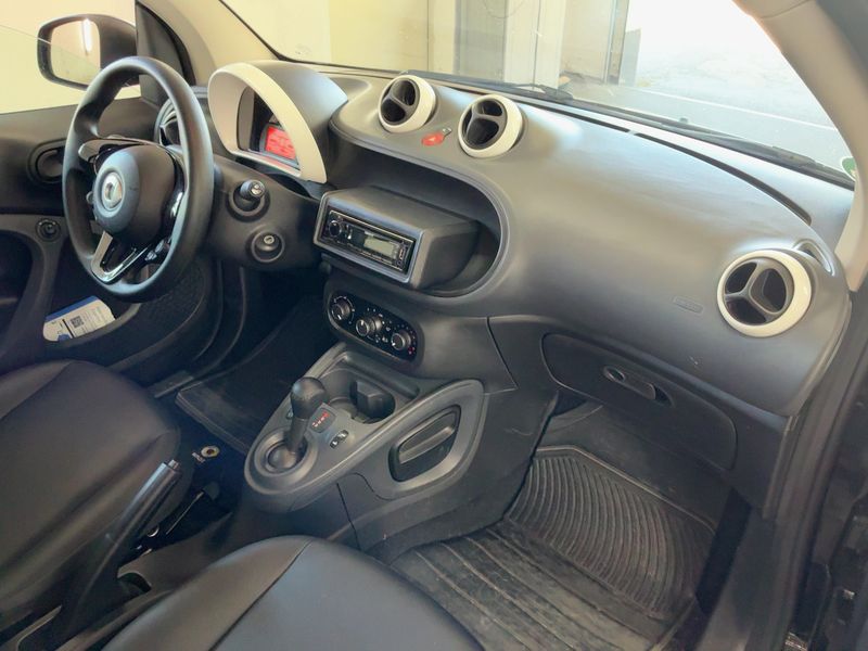 Smart fortwo 0.9 Turbo Basis Standard — zdjęcie 12