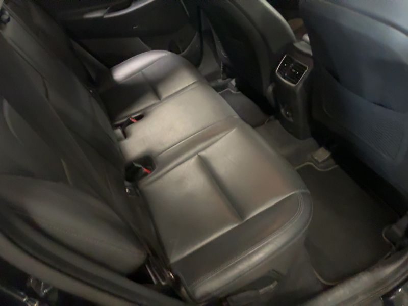 Hyundai Tucson 1.6 CRDi Business 2WD — zdjęcie 14