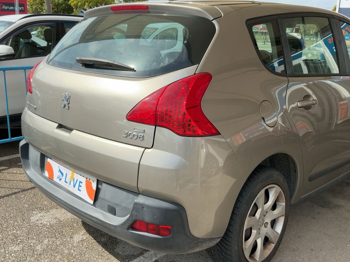 Peugeot 3008 2013 — photo 9