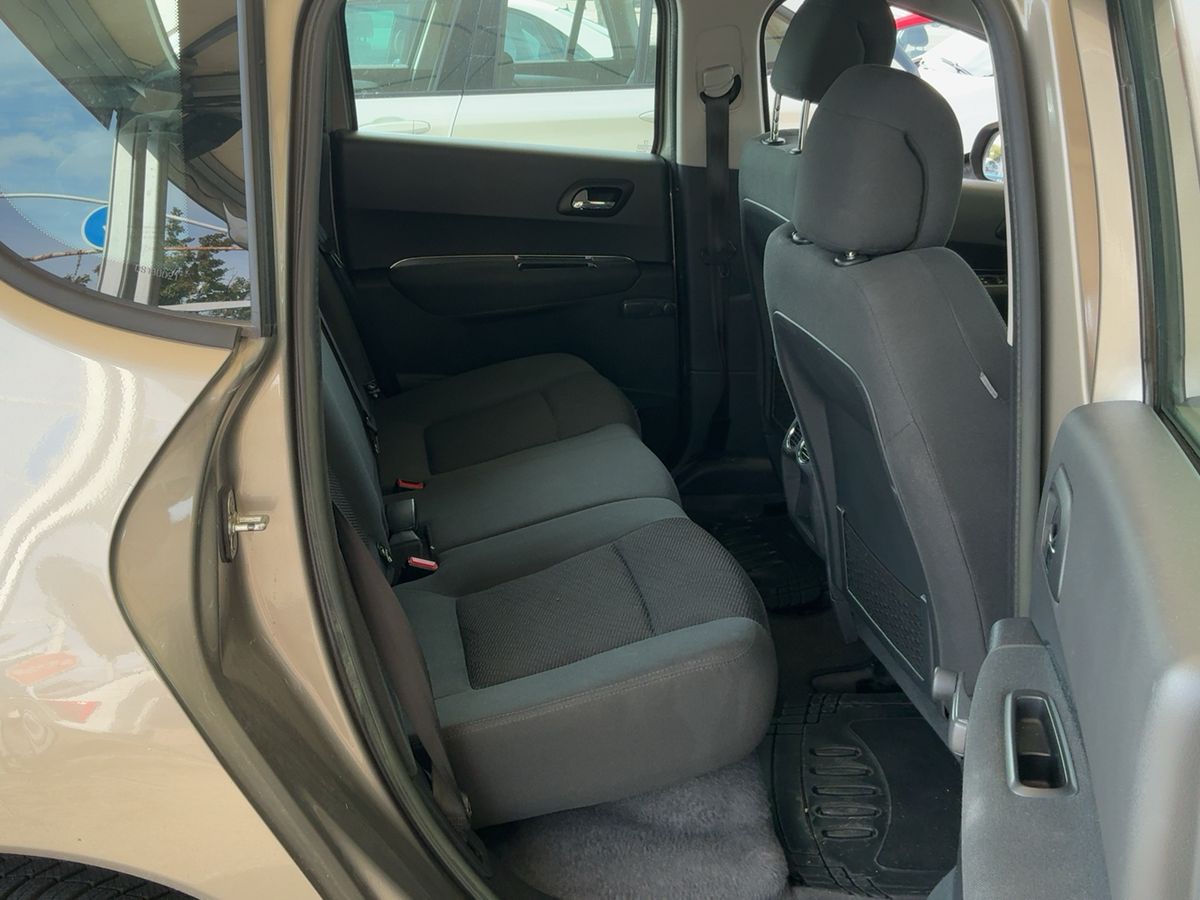 Peugeot 3008 2013 — photo 20
