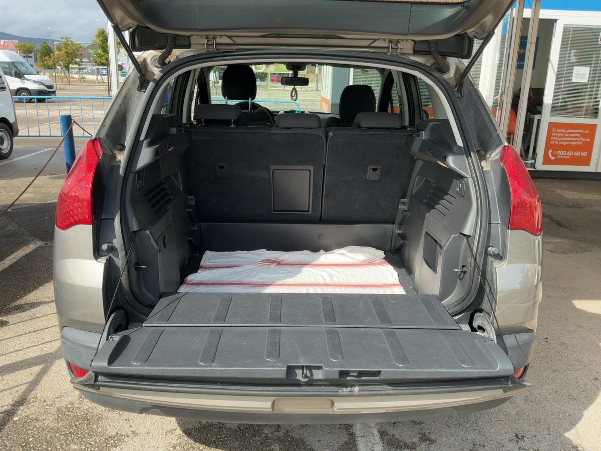 Peugeot 3008 2013 — photo 16