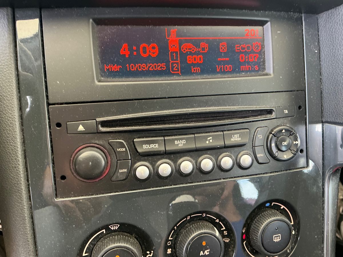 Peugeot 3008 2013 — photo 56