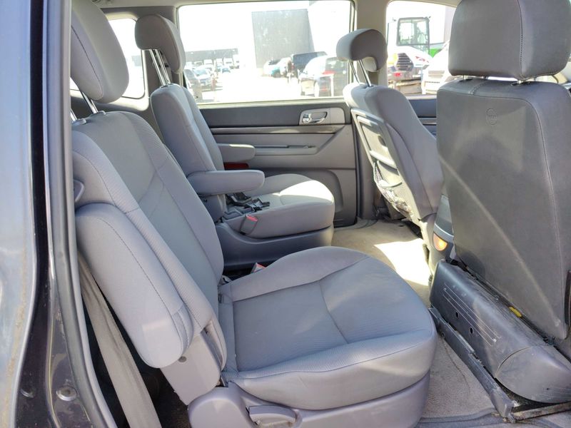 Ssangyong Rodius 2.0 TD Quartz 2WD — zdjęcie 13