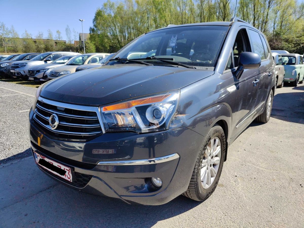Ssangyong Rodius 2014