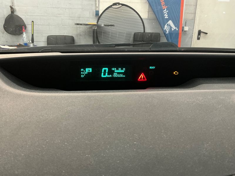 Toyota Prius 1.5 Sol — zdjęcie 4