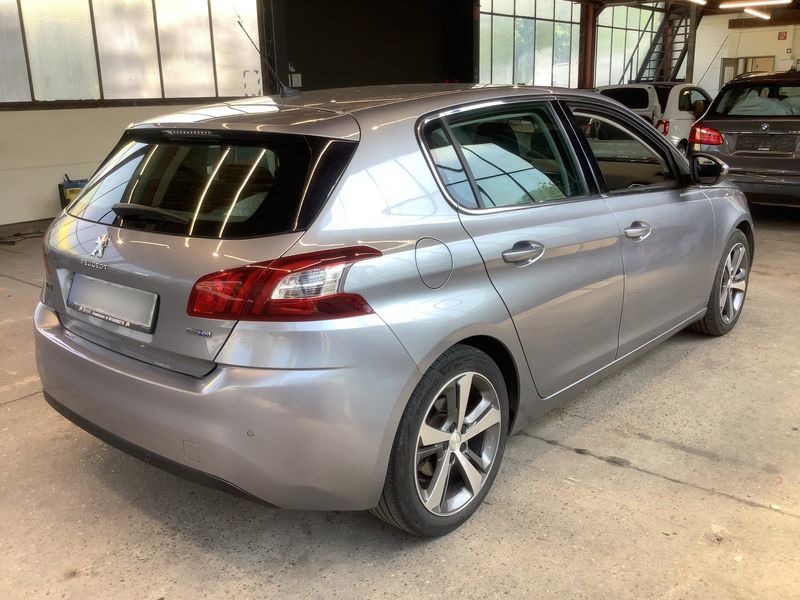 Peugeot 308 2.0 Blue-HDi Allure 2014 – снимка 8