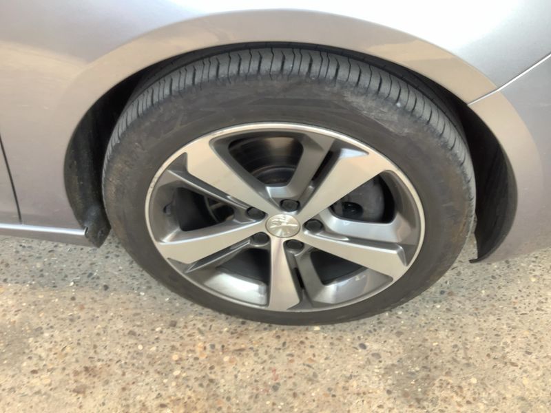 Peugeot 308 2.0 Blue-HDi Allure 2014 – снимка 11