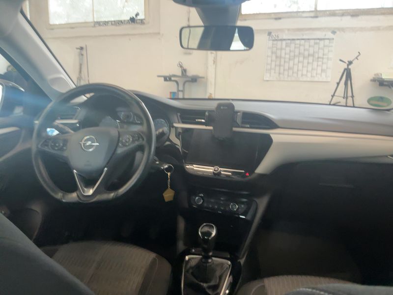 Opel Corsa 1.2 Turbo Edition — zdjęcie 12