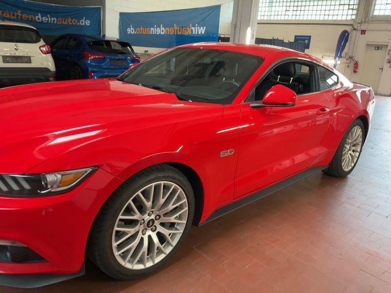 Ford Mustang 5.0 Ti-VCT V8 GT — zdjęcie 2
