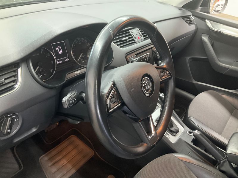 Skoda Octavia 1.4 TSI Elegance 2013 – снимка 29