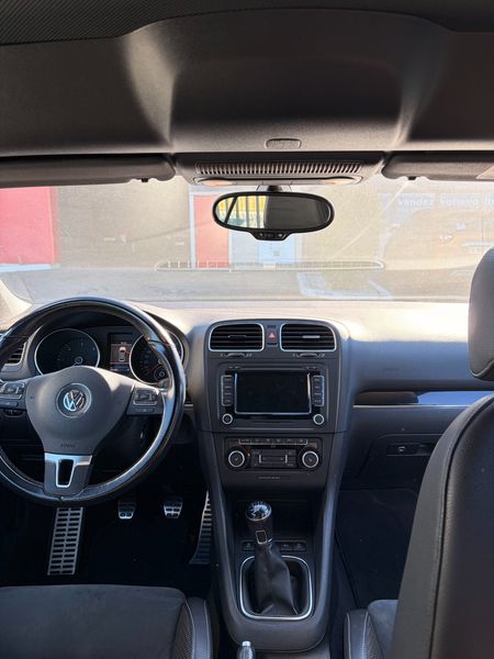 Volkswagen Golf VI 1.6 TDI BlueMotion Tech — zdjęcie 12