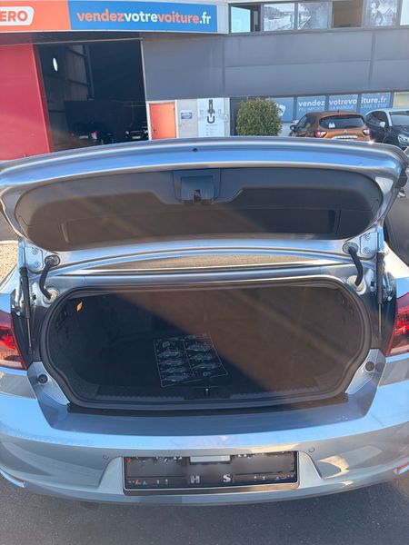 Volkswagen Golf VI 1.6 TDI BlueMotion Tech — zdjęcie 10