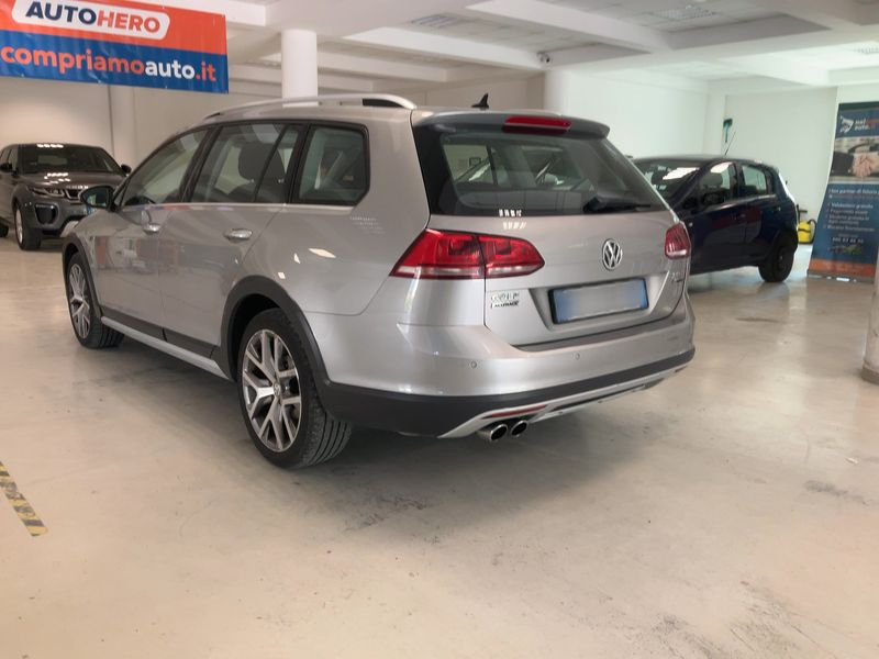 Volkswagen Golf VII 2.0 TDI 4Motion BlueMotion Tech 2015 – снимка 6